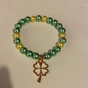 St Patrick’s Beaded Bracelet with Clover Charm